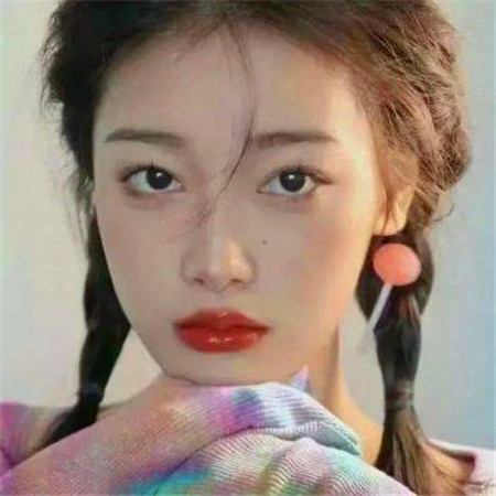 纯欲风女生头像ins氛围