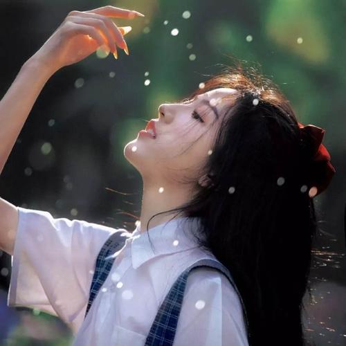 2025年最火流行头像图片