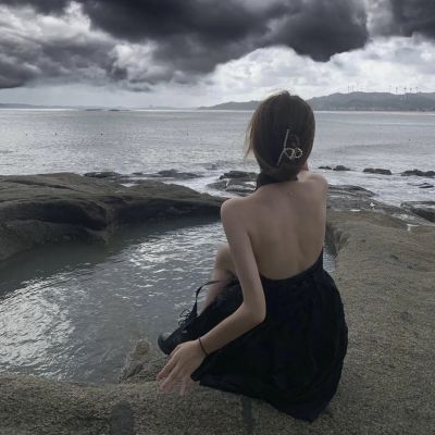30一40岁女人微信头像背影图片