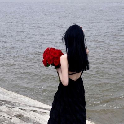 30一40岁女人微信头像背影图片