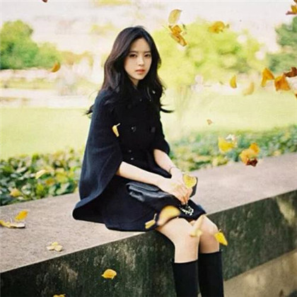 2025女生最火的头像