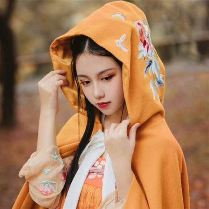 2025女生最火的头像