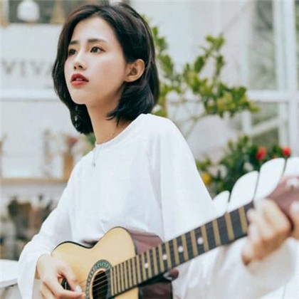 2025女生最火的头像