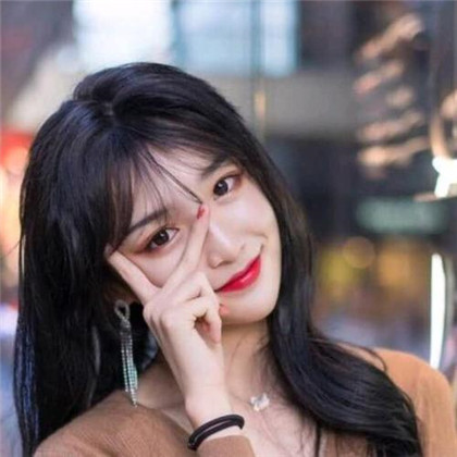 2025女生最火的头像