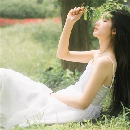 2025女生最火的头像