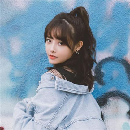2025女生最火的头像