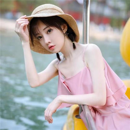 2025女生最火的头像
