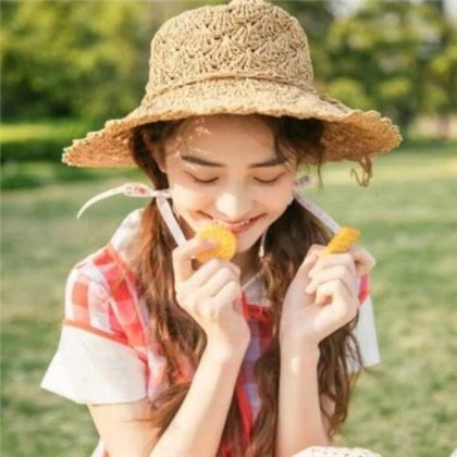 2025女生最火的头像