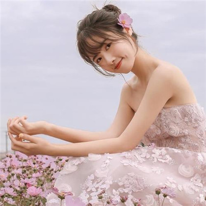 2025女生最火的头像