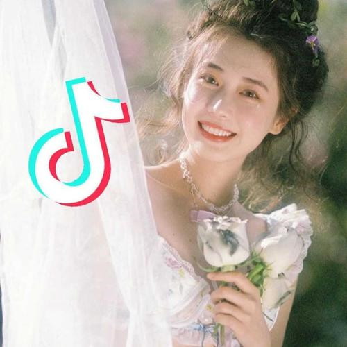 抖音头像图片2025新款女