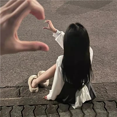 高级感满满的情侣头像2025