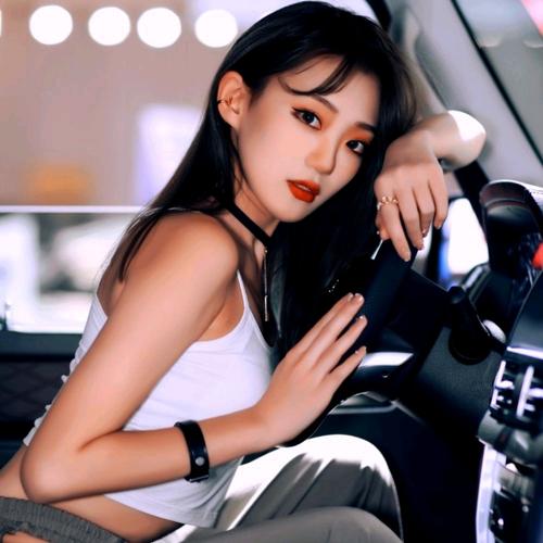 坐车女生头像