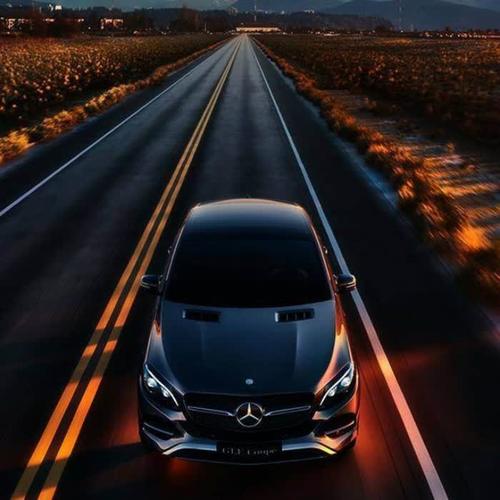 2025年最火微信头像汽车