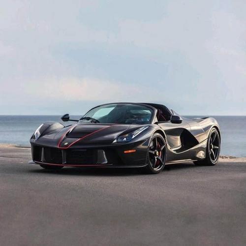 2025年最火微信头像汽车