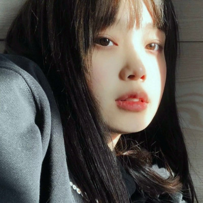 女生头像ins高级质感2025年图片