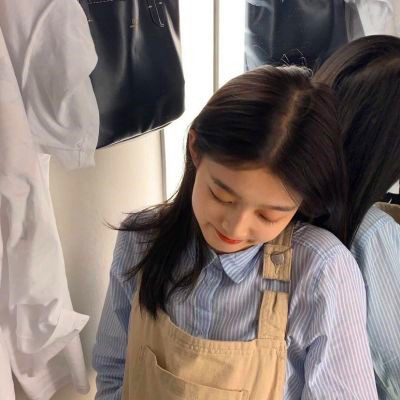 女生头像ins高级质感2025年图片