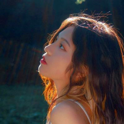 女生头像ins高级质感2025年图片