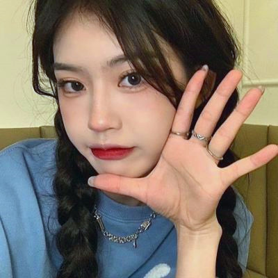 女生头像ins高级质感2025年图片