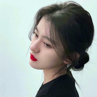 女生头像ins高级质感2025年图片