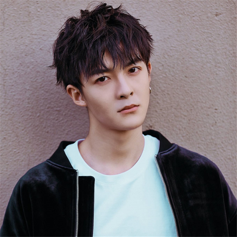 4k超清头像男生好看图片