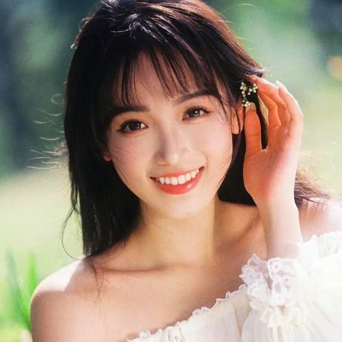 200张甜美可爱的女生头像图片