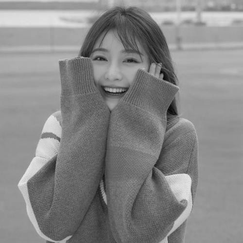女生黑白头像图片200张