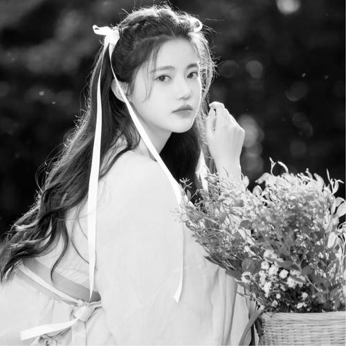 女生黑白头像图片200张
