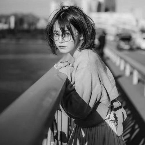 女生黑白头像图片200张