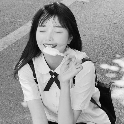 女生黑白头像图片200张