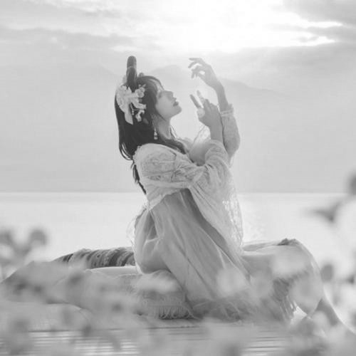 女生黑白头像图片200张