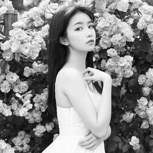 女生黑白头像图片200张