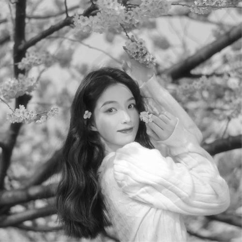 女生黑白头像图片200张