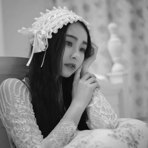 女生黑白头像图片200张
