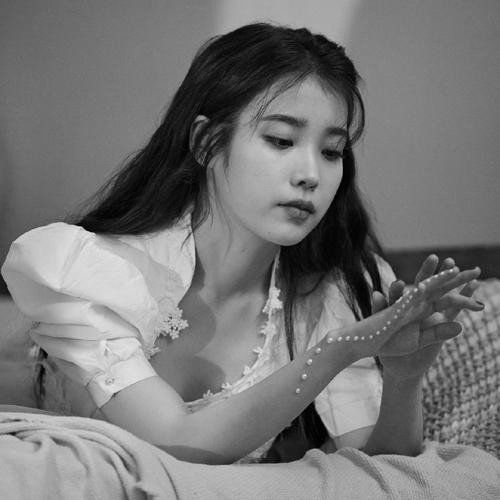 女生黑白头像图片200张