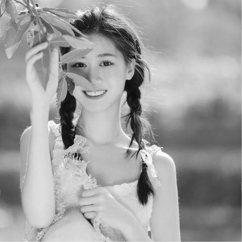 女生黑白头像图片200张