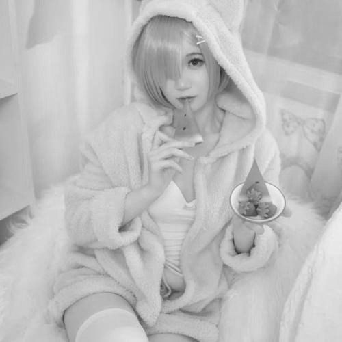 女生黑白头像图片200张