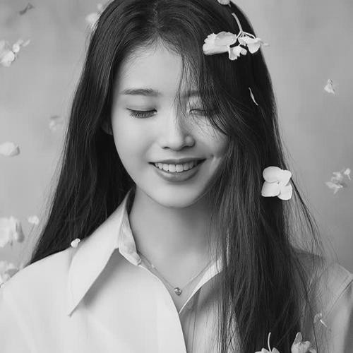 女生黑白头像图片200张