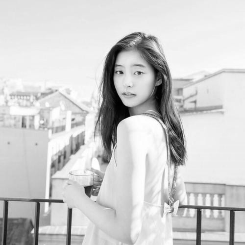 女生黑白头像图片200张