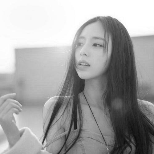 女生黑白头像图片200张