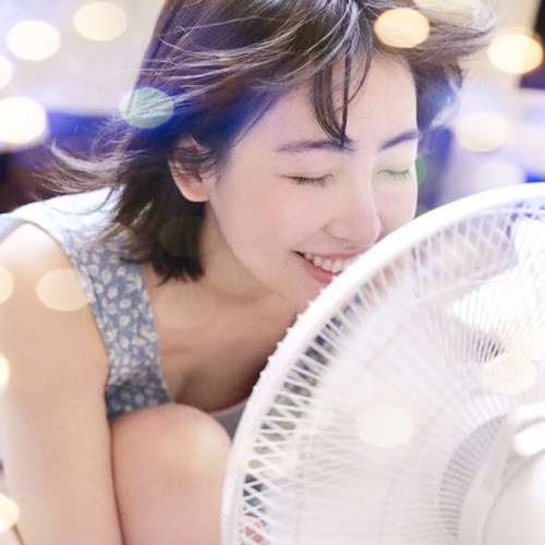 女生头像真人夜景特效图片