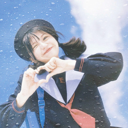 玻璃水珠特效女生头像图片