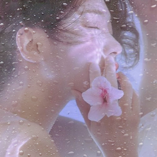 玻璃水珠特效女生头像图片