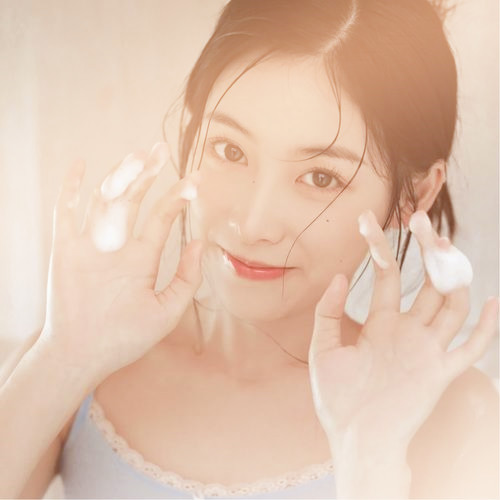 渐变色头像女