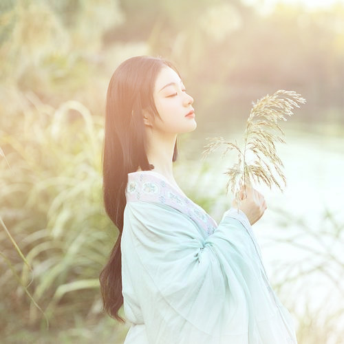渐变色头像女