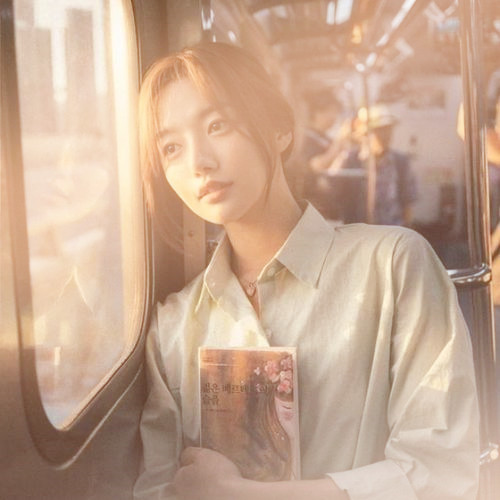 渐变色头像女
