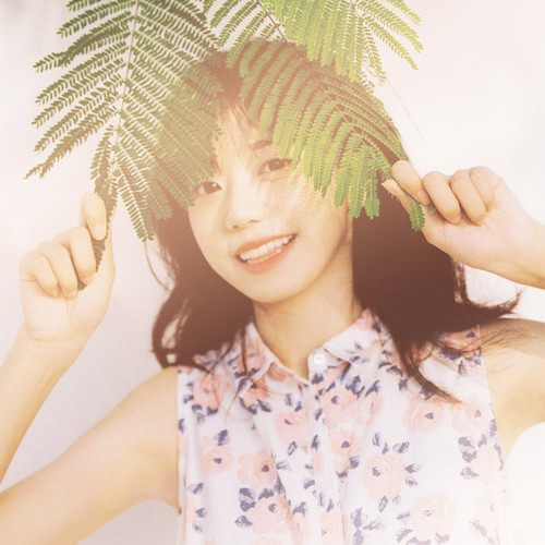 渐变色头像女