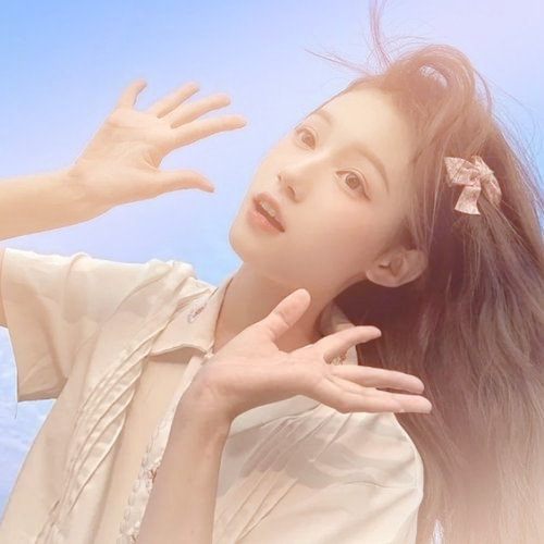 渐变色头像女