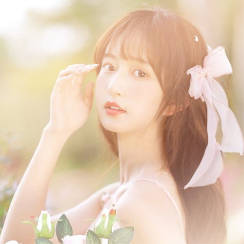 渐变色头像女