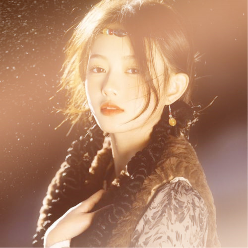 渐变色头像女