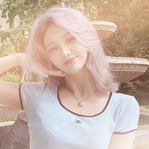 渐变色头像女